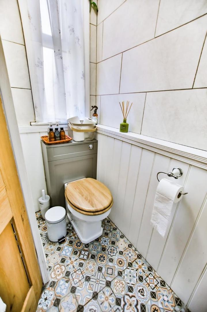Welcome To Nelson'S Quarters Hastings Bagian luar foto